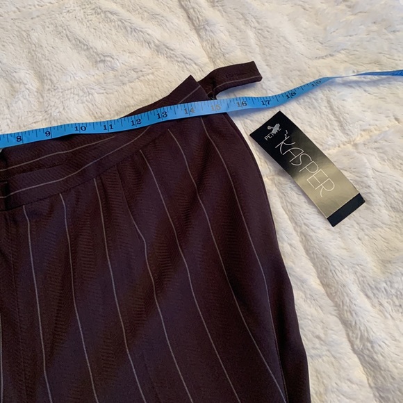 NWT Kasper Size 10Petite 3 Piece Pantsuit New and beautiful! - Picture 10 of 12